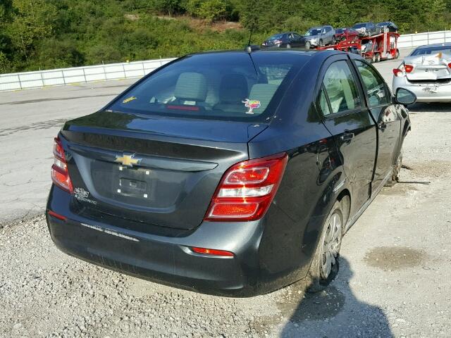 1G1JB5SH7H4156838 - 2017 CHEVROLET SONIC LS 黑色 照片 4