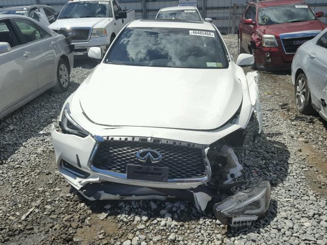 JN1EV7EK7JM341385 - 2018 INFINITI Q60 PREMIU WHITE photo 9