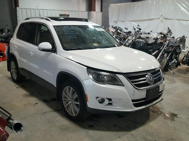 WVGBV7AX2AW536117 - 2010 VOLKSWAGEN TIGUAN SE WHITE photo 1