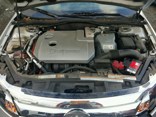 3FADP0L33CR210122 - 2012 FORD FUSION HYB SILVER photo 7