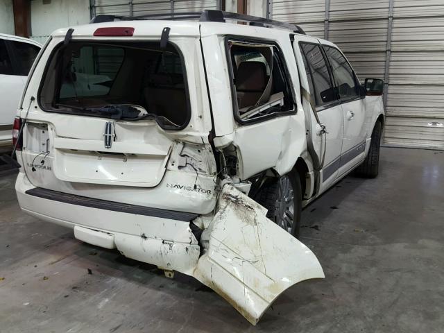 5LMFU27568LJ12607 - 2008 LINCOLN NAVIGATOR 白色 照片 4