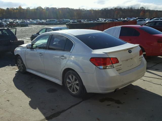 4S3BMBG61C3021364 - 2012 SUBARU LEGACY 2.5 WHITE photo 3