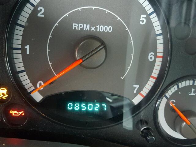 1J4GL48KX6W125686 - 2006 JEEP LIBERTY SP BLUE photo 8