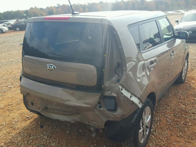 KNDJN2A22F7175710 - 2015 KIA SOUL BROWN photo 4