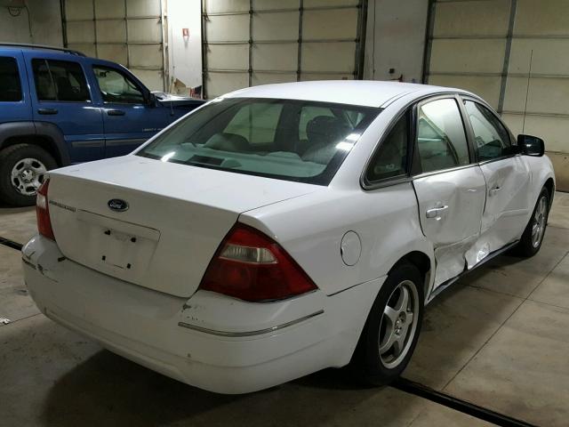 1FAFP23126G116375 - 2006 FORD FIVE HUNDR WHITE photo 4