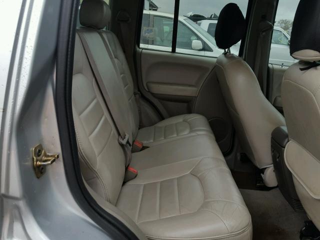 1J4GK58K03W536194 - 2003 JEEP LIBERTY LI SILVER photo 6