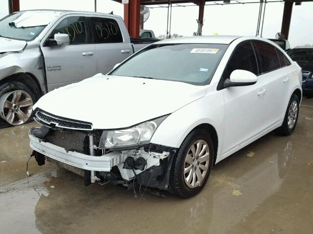 1G1PF5S96B7225242 - 2011 CHEVROLET CRUZE LT WHITE photo 2