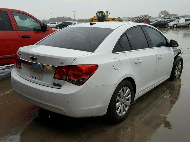 1G1PF5S96B7225242 - 2011 CHEVROLET CRUZE LT WHITE photo 4