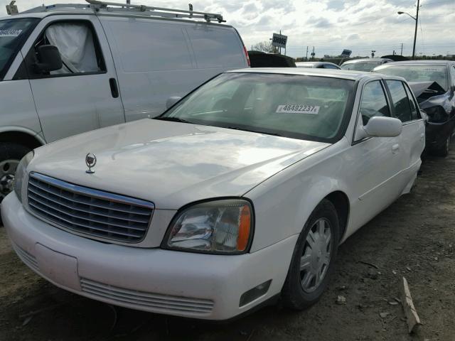 1G6KD54Y15U267984 - 2005 CADILLAC DEVILLE WHITE photo 2