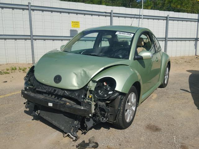 3VWPW31C59M517180 - 2009 VOLKSWAGEN NEW BEETLE 绿色 照片 2