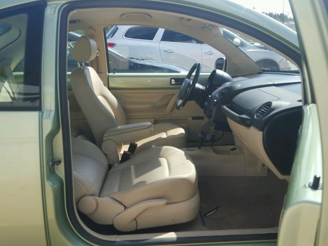 3VWPW31C59M517180 - 2009 VOLKSWAGEN NEW BEETLE 绿色 照片 5