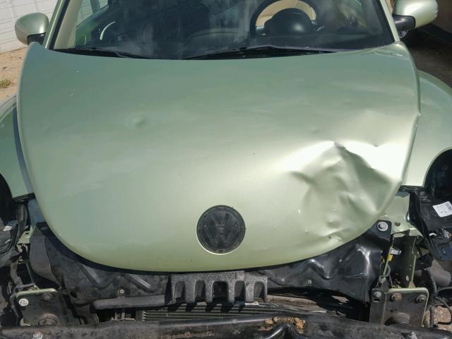 3VWPW31C59M517180 - 2009 VOLKSWAGEN NEW BEETLE 绿色 照片 7