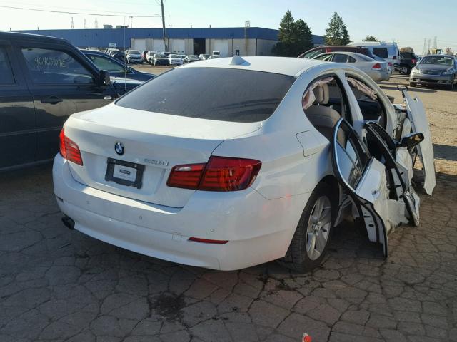 WBAXH5C55CDW09414 - 2012 BMW 528 XI WHITE photo 4