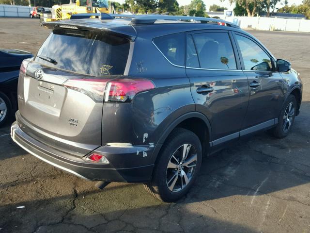 2T3RFREV7HW545425 - 2017 TOYOTA RAV4 XLE GRAY photo 4