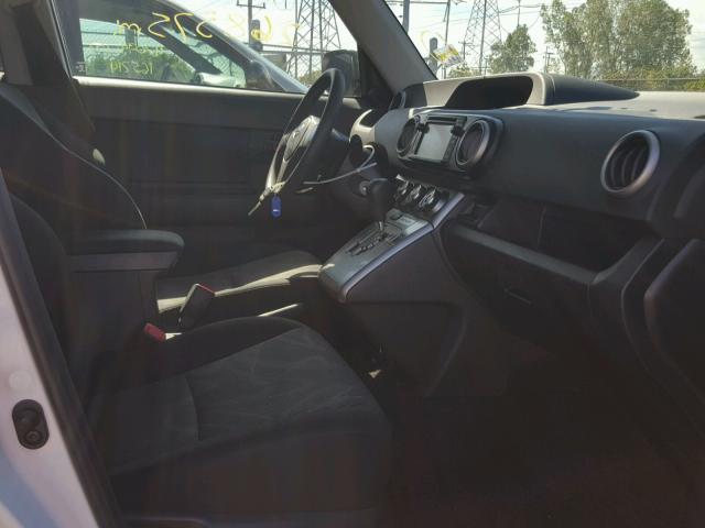 JTLZE4FE9FJ071885 - 2015 TOYOTA SCION XB Ақ фото 6