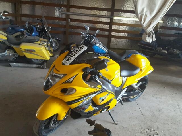 JS1GX72B2D2101031 - 2013 SUZUKI GSX1300 RA YELLOW photo 2