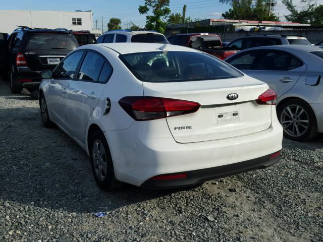 3KPFK4A77HE112708 - 2017 KIA FORTE LX WHITE photo 3