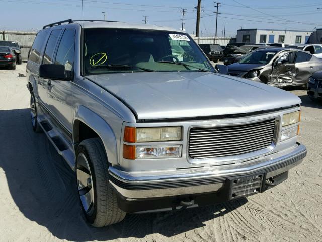 1GKFK16K3SJ749363 - 1995 GMC SUBURBAN K SILVER photo 1