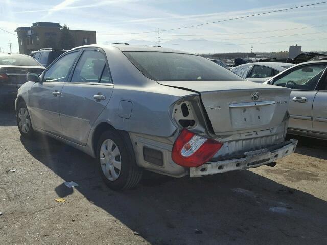 4T1BE32K43U142208 - 2003 TOYOTA CAMRY LE 银色 照片 3