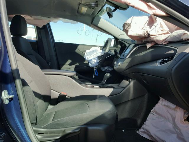 1G1ZB5STXHF160040 - 2017 CHEVROLET MALIBU LS ლურჯი ფოტო 5