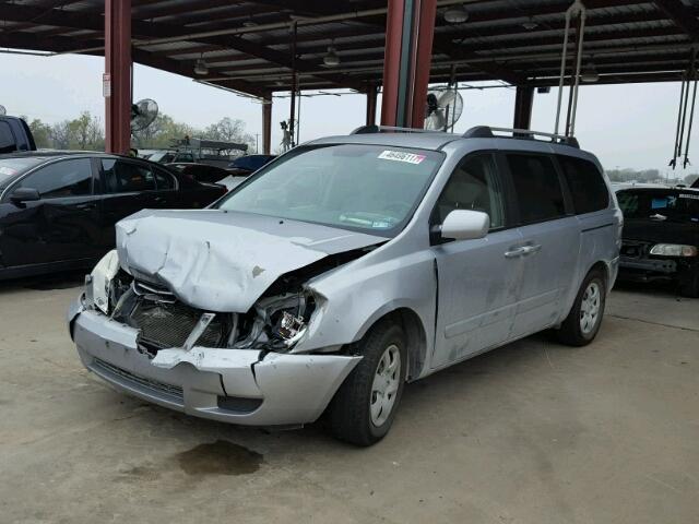 KNDMB233966039768 - 2006 KIA SEDONA EX SILVER photo 2