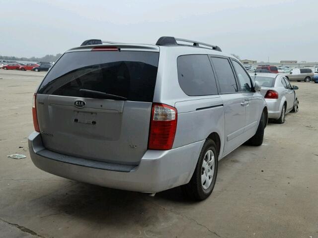 KNDMB233966039768 - 2006 KIA SEDONA EX SILVER photo 4