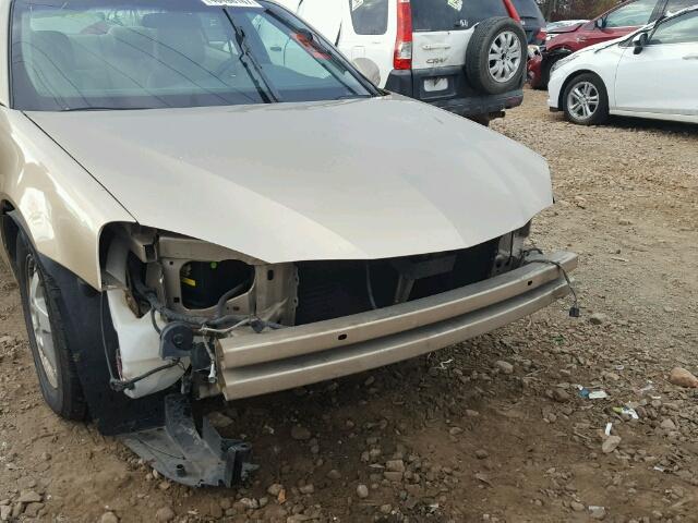 2G2WP522941367527 - 2004 PONTIAC GRAND PRIX GOLD photo 9