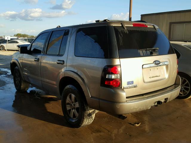 1FMEU63E18UA79196 - 2008 FORD EXPLORER X SILVER photo 3