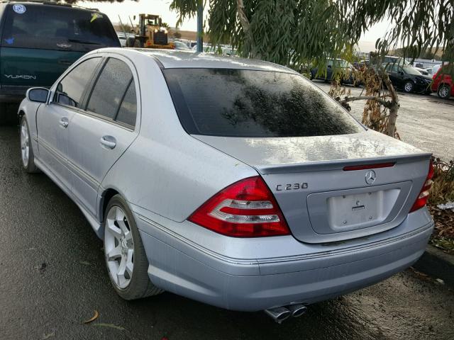 WDBRF52H77F900485 - 2007 MERCEDES-BENZ C 230 SILVER photo 3