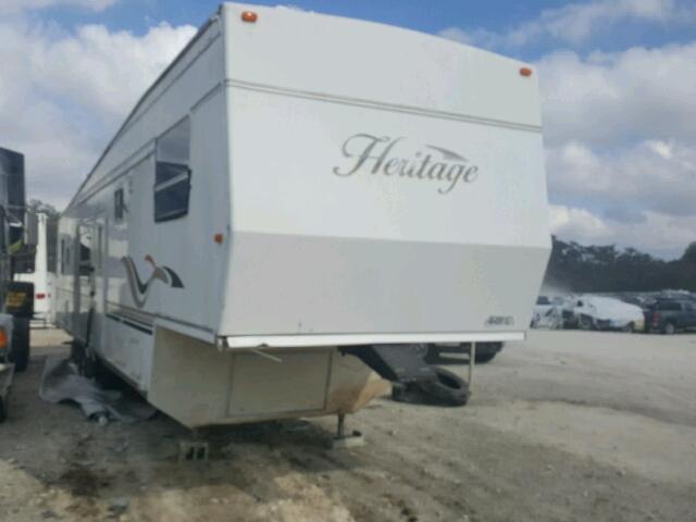 10FCA03TX51015850 - 2005 HERI 5TH WHEEL WHITE photo 1