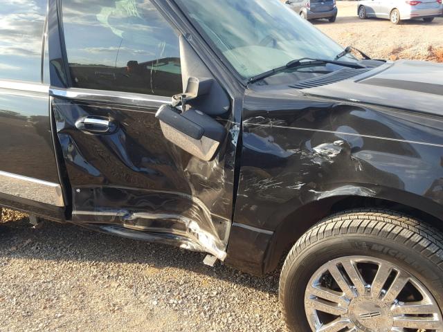 5LMJJ2J59AEJ04510 - 2010 LINCOLN NAVIGATOR Czarny zdjęcie 9
