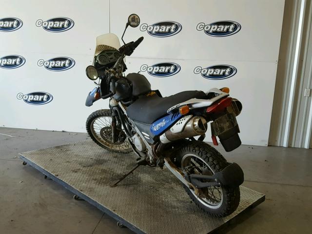 WB10183A81ZF70700 - 2001 BMW F650 DAKAR BLUE photo 3