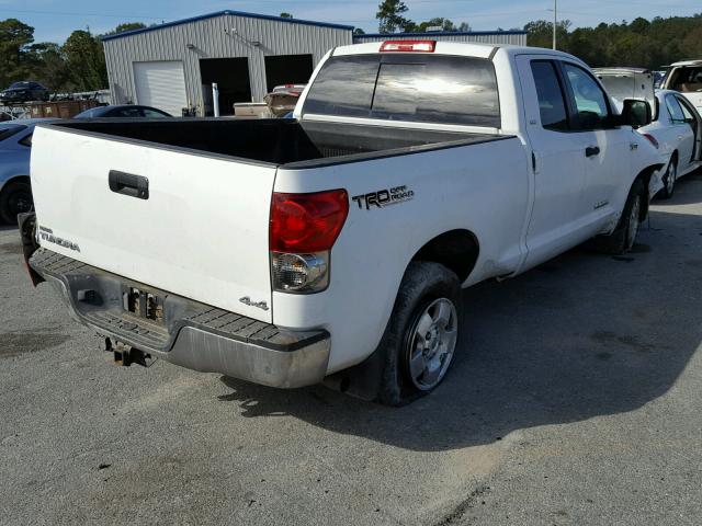 5TBBV54157S487447 - 2007 TOYOTA TUNDRA DOU WHITE photo 4