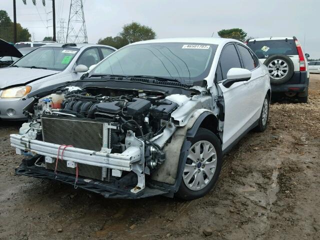 3FA6P0G70DR153028 - 2013 FORD FUSION S WHITE photo 2