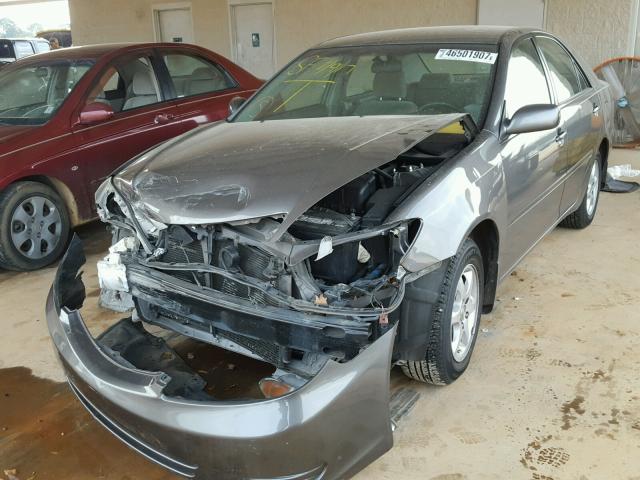 4T1BE32K43U710246 - 2003 TOYOTA CAMRY LE GRAY photo 2