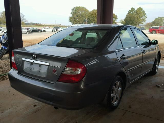 4T1BE32K43U710246 - 2003 TOYOTA CAMRY LE GRAY photo 4