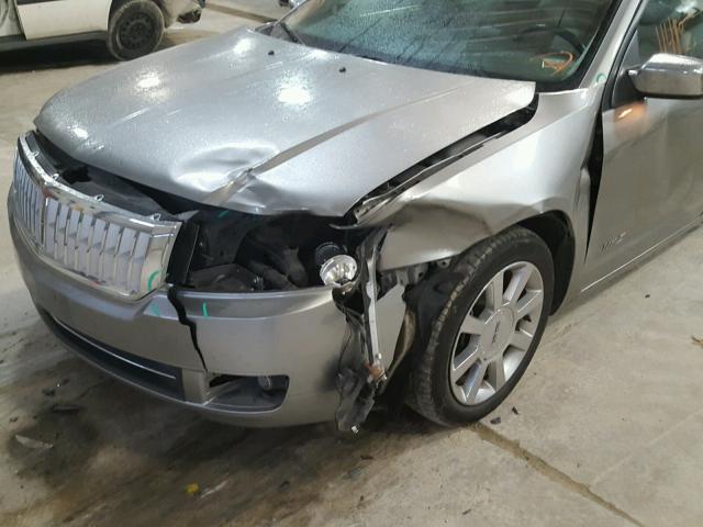 3LNHM26T29R621981 - 2009 LINCOLN MKZ GRAY photo 9