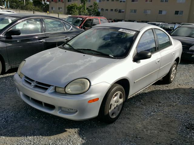 1B3ES26C02D506311 - 2002 DODGE NEON SILVER photo 2