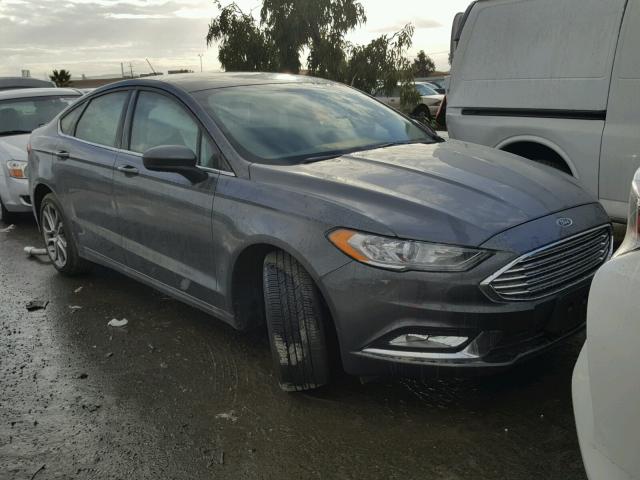 3FA6P0H71HR285073 - 2017 FORD FUSION SE GRAY photo 1