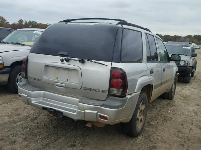 1GNDS13S342364039 - 2004 CHEVROLET TRAILBLAZE GRAY photo 4