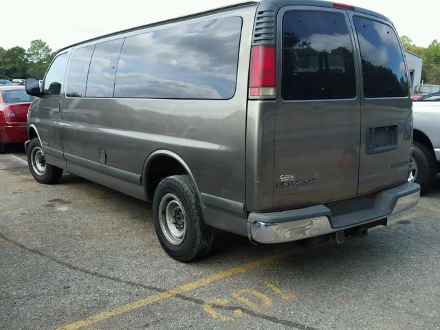 1GAGG29R411118144 - 2001 CHEVROLET EXPRESS G2 GRAY photo 3