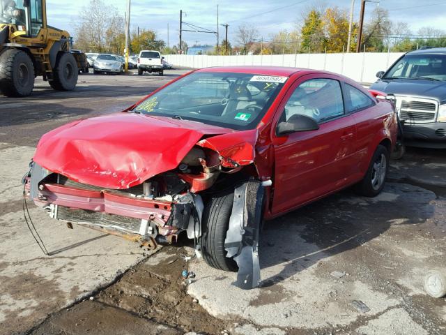 1G1AK18F287223004 - 2008 CHEVROLET COBALT LS RED photo 2