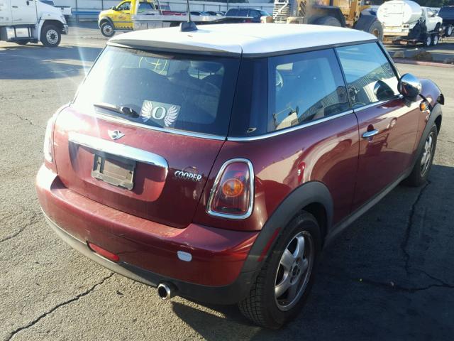 WMWMF335X8TU64834 - 2008 MINI COOPER RED photo 4