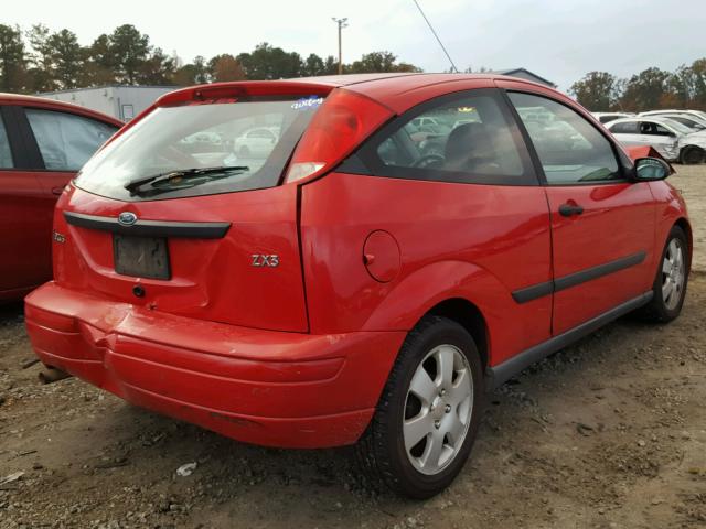 3FAFP31302R199916 - 2002 FORD FOCUS ZX3 RED photo 4
