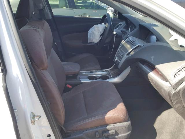 19UUB2F58FA011598 - 2015 ACURA TLX TECH WHITE photo 5
