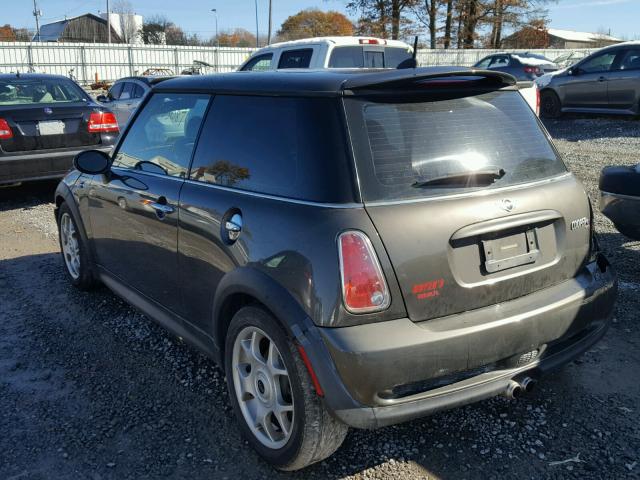 WMWRE33596TJ38853 - 2006 MINI COOPER S GRAY photo 3