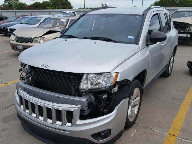 1C4NJCBA4CD723910 - 2012 JEEP COMPASS SP 灰色 照片 2