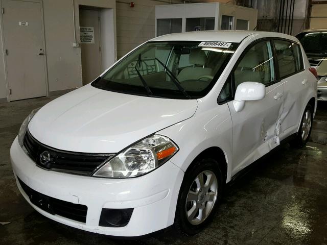 3N1BC1CP9CK206593 - 2012 NISSAN VERSA WHITE photo 2