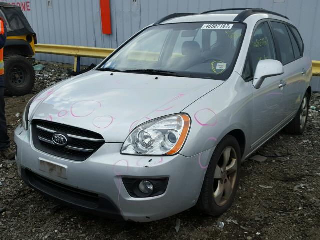 KNAFG526787129017 - 2008 KIA RONDO LX SILVER photo 2