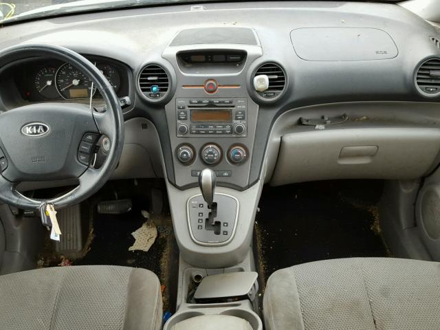 KNAFG526787129017 - 2008 KIA RONDO LX SILVER photo 9